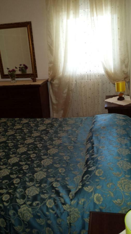 אוסטוני Villa Gardenia מראה חיצוני תמונה