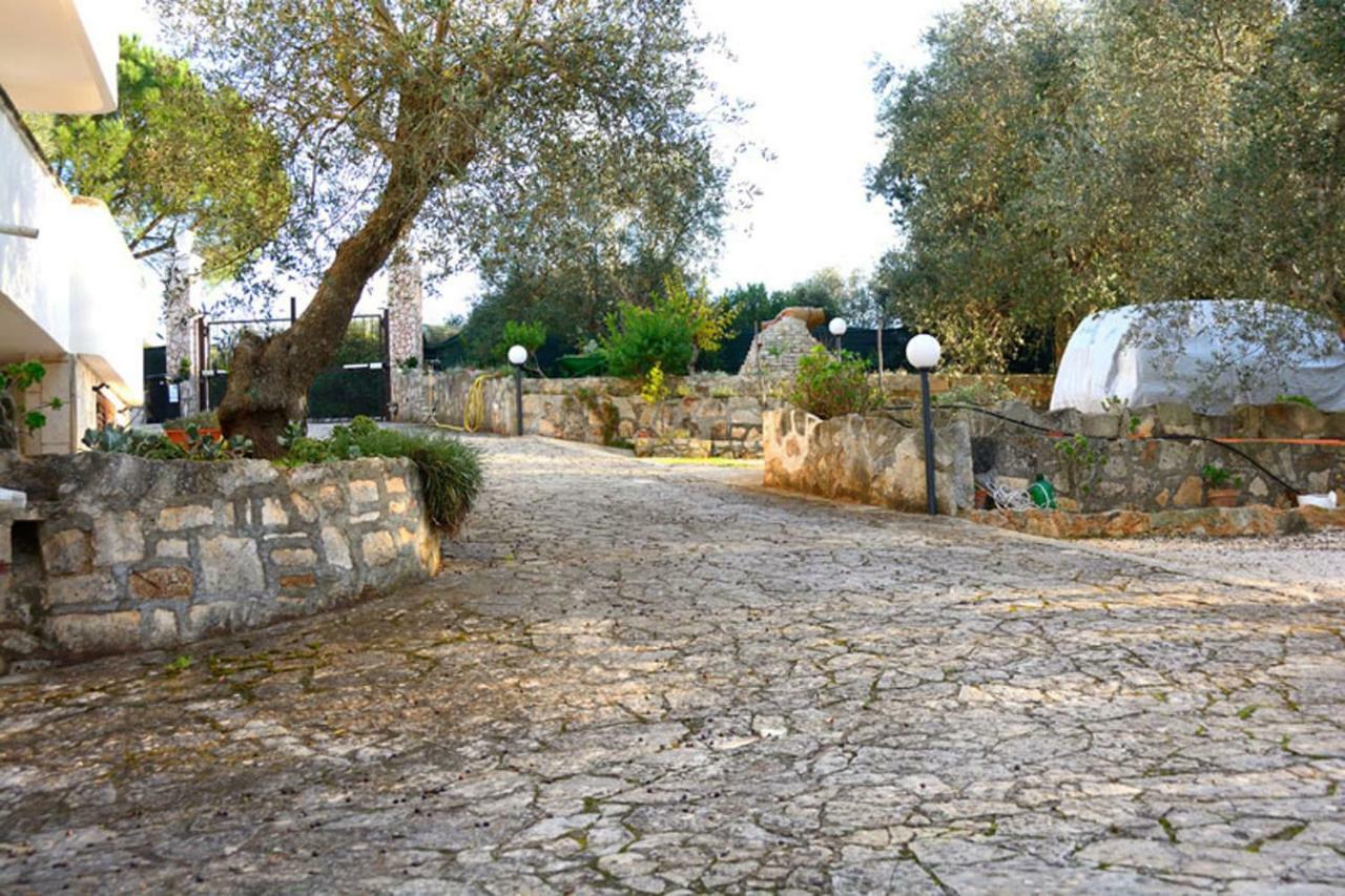 אוסטוני Villa Gardenia מראה חיצוני תמונה